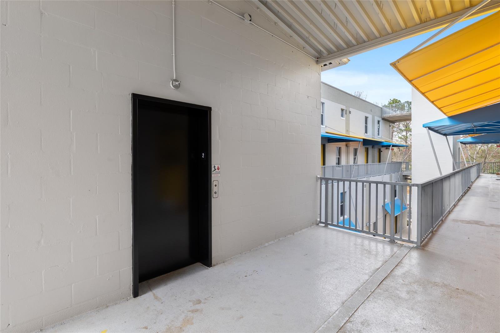 LOFTS OASIS CONDO - Residential