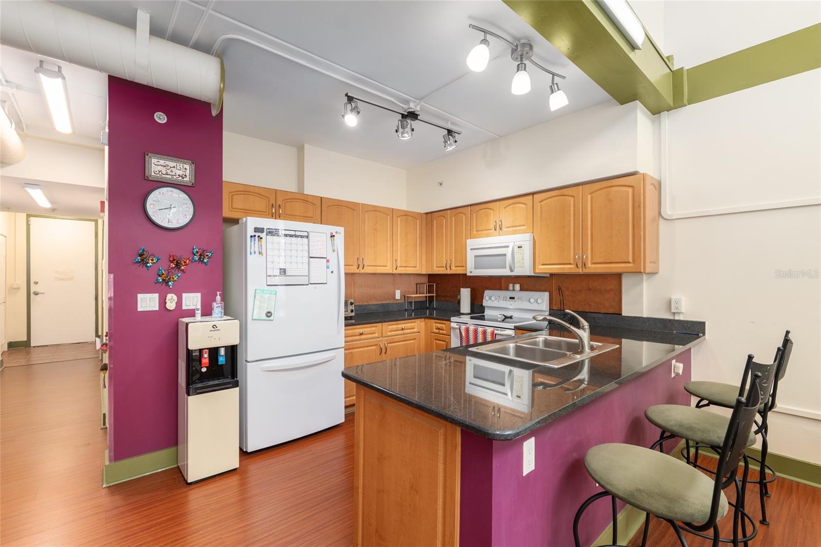 LOFTS OASIS CONDO - Residential