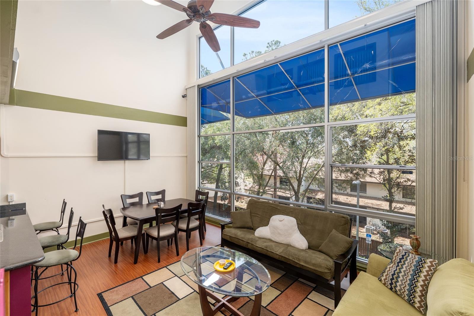 LOFTS OASIS CONDO - Residential