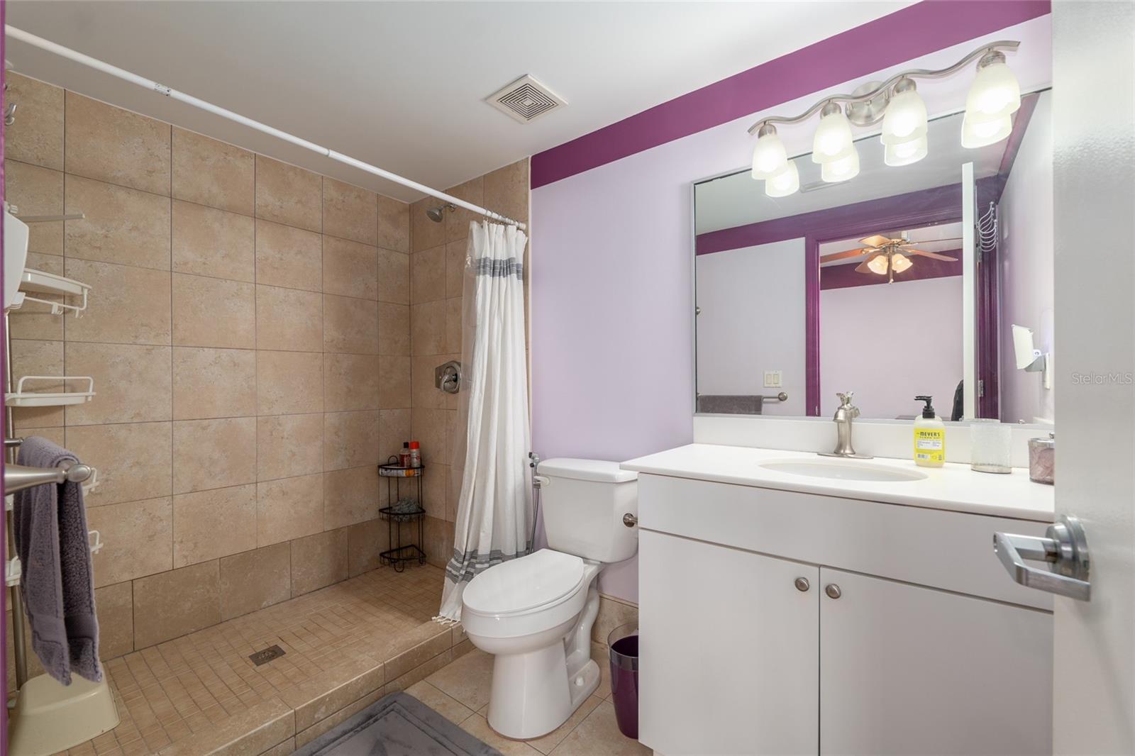 LOFTS OASIS CONDO - Residential