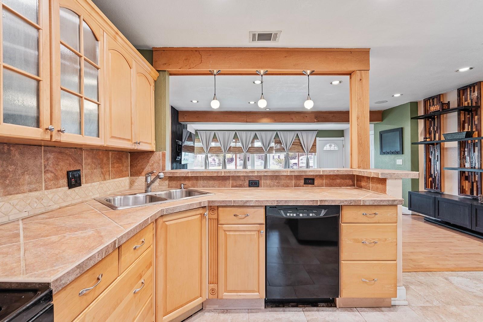 GREENWOOD GARDENS REP - Residential