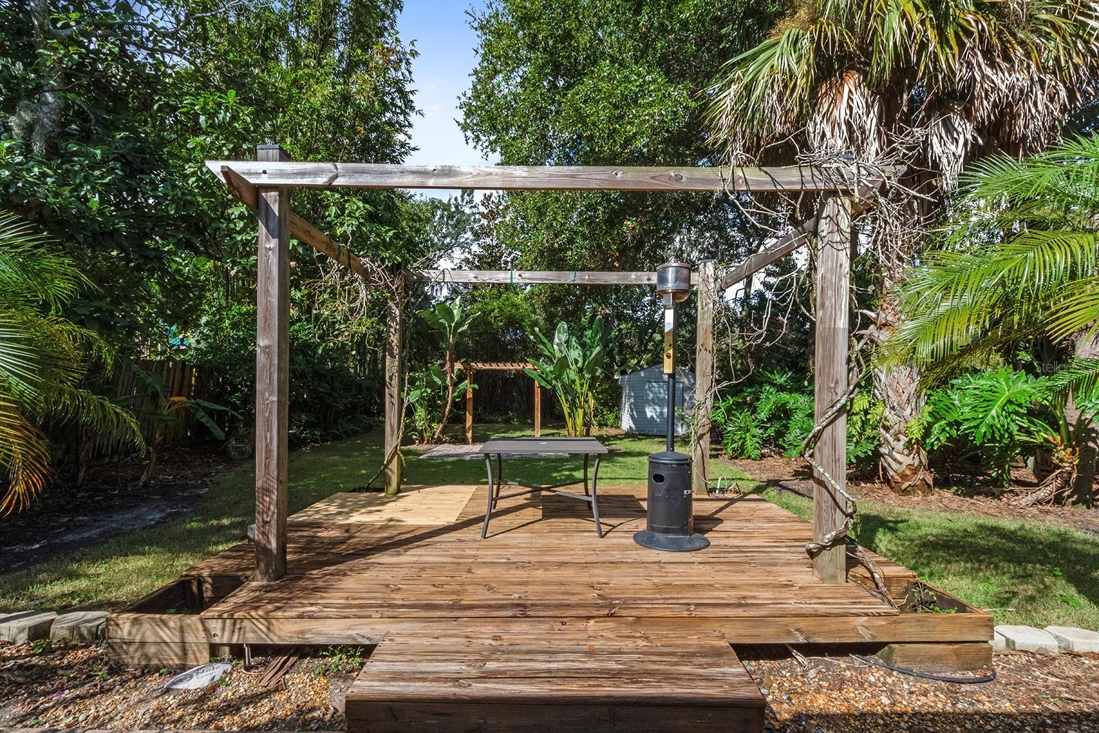 GREENWOOD GARDENS REP - Residential