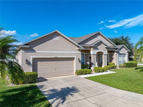 A home in LAKELAND