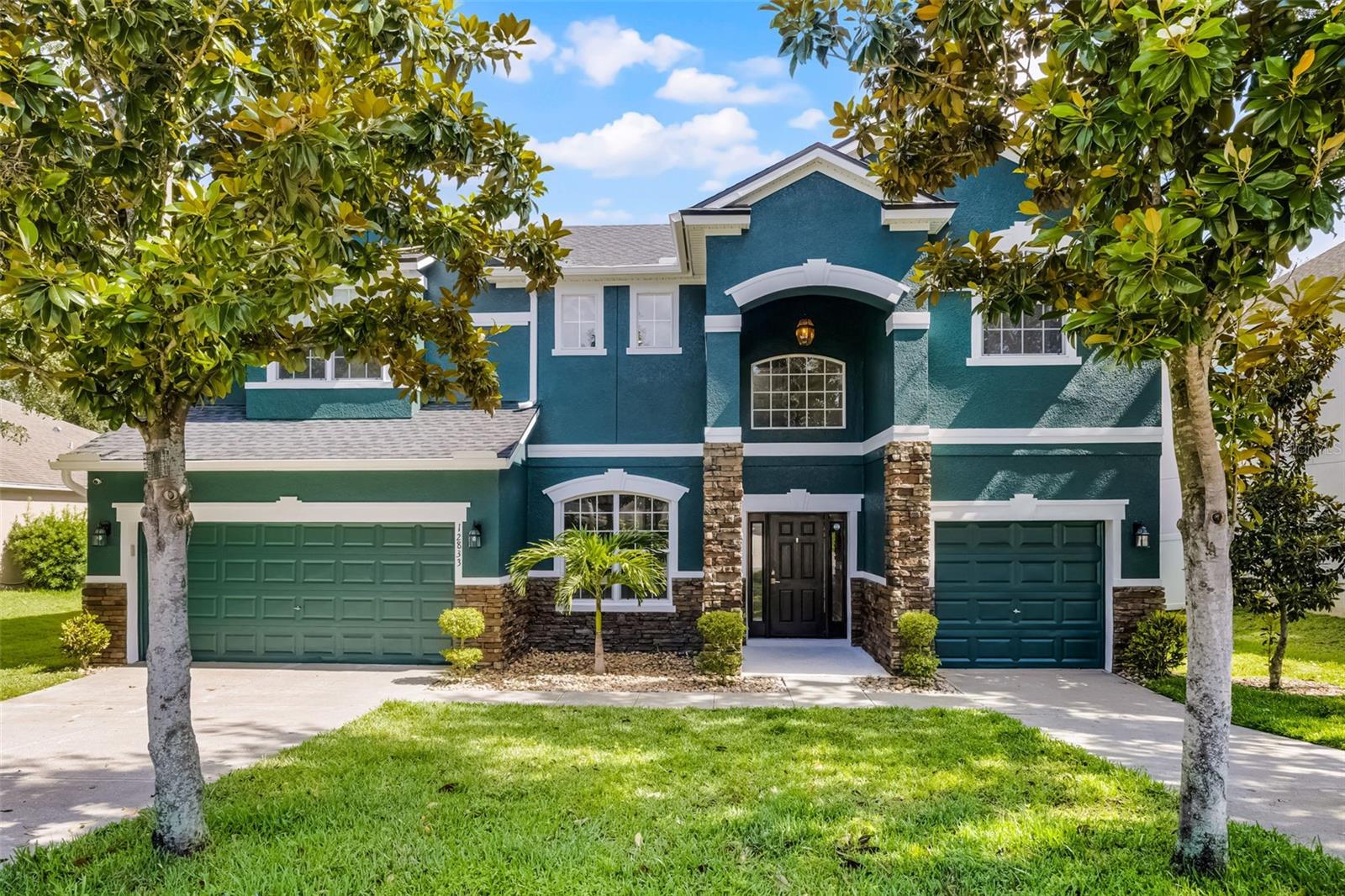 12833 HYLAND LANE