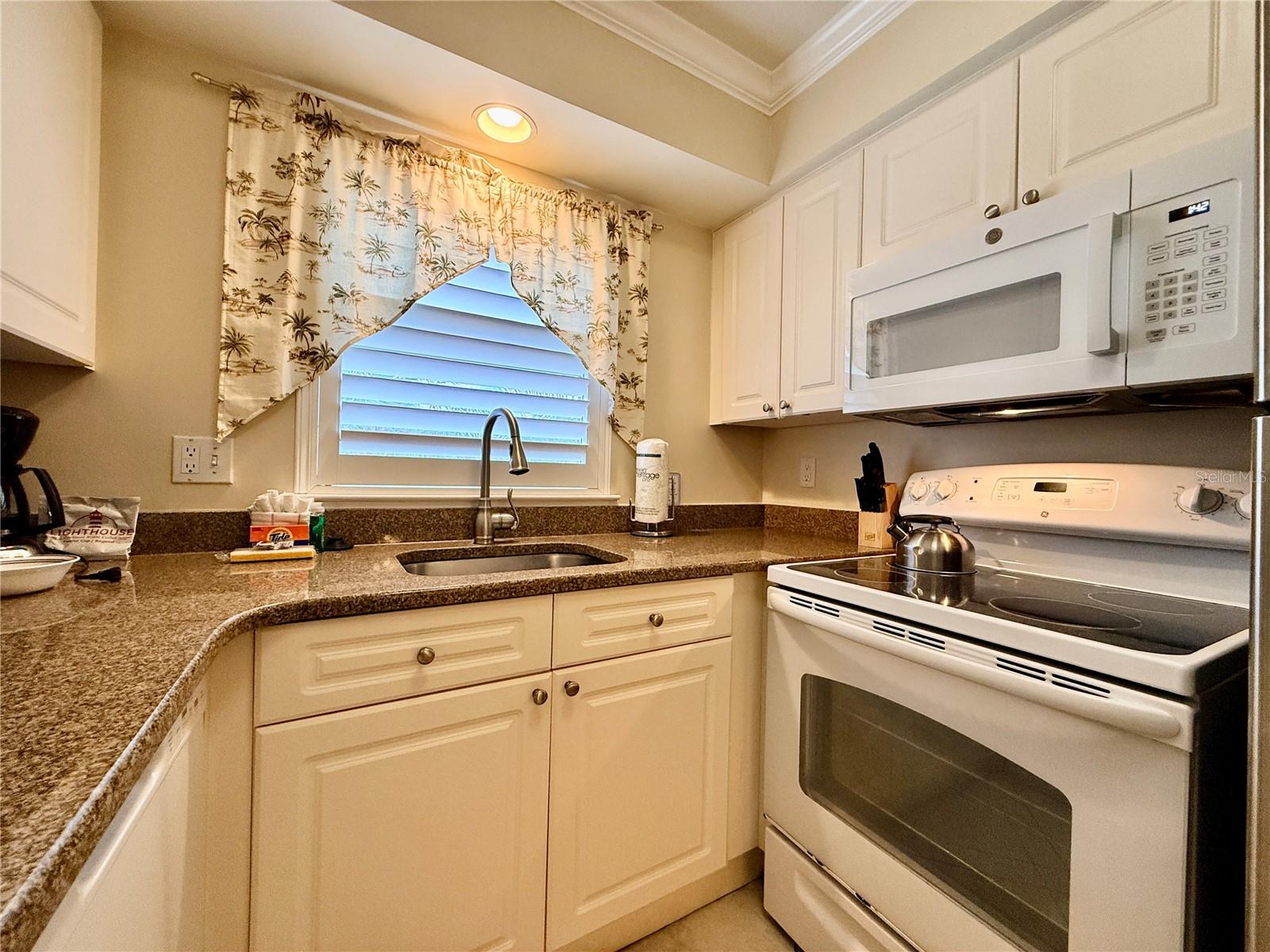 BAREFOOT BEACH RESORT OF INDIAN SHORES - Residential