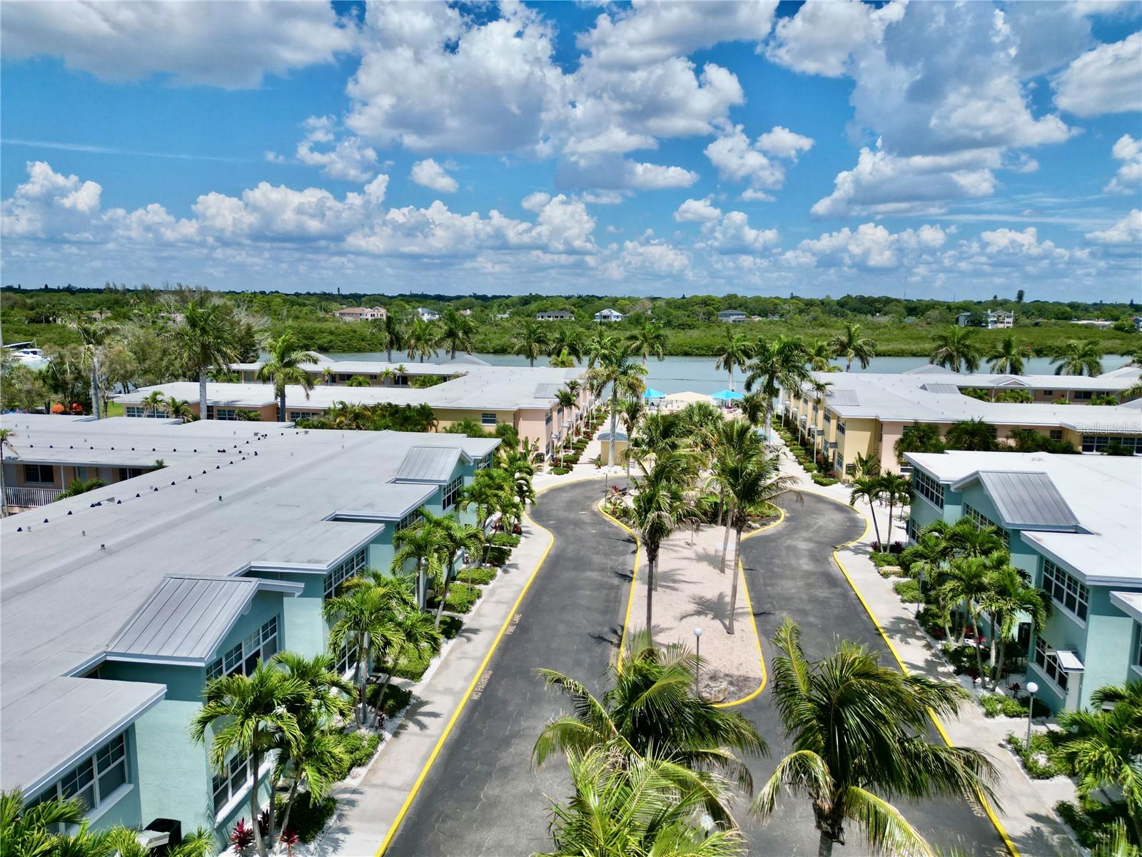 BAREFOOT BEACH RESORT OF INDIAN SHORES - Residential