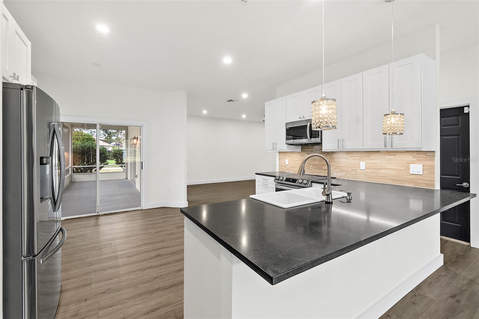 HAMPTONS/PINE LAKES/PALM COAST SEC 20 - Residential