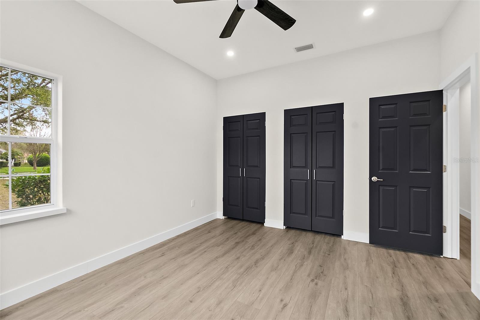 HAMPTONS/PINE LAKES/PALM COAST SEC 20 - Residential