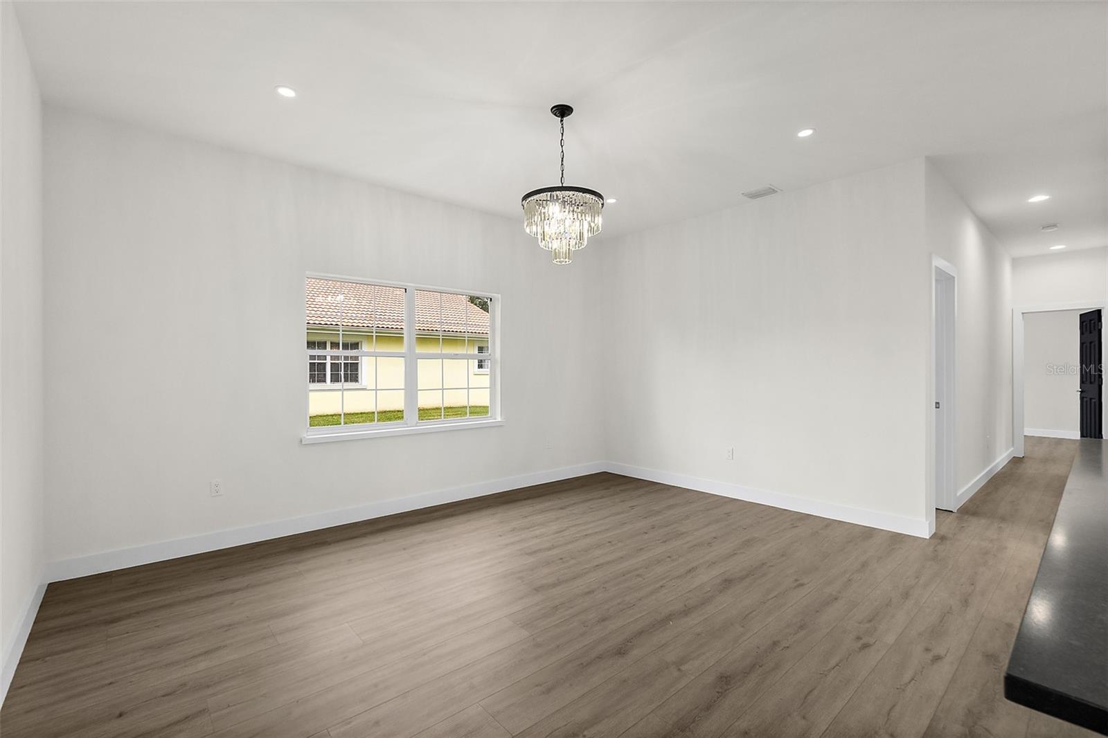 HAMPTONS/PINE LAKES/PALM COAST SEC 20 - Residential