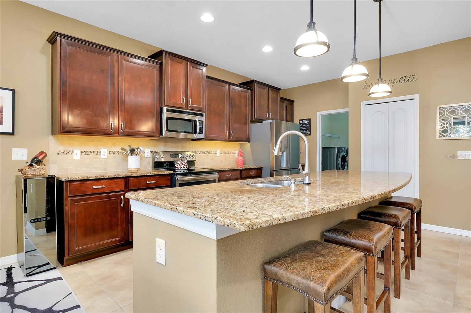 ASHTON POINTE - Residential