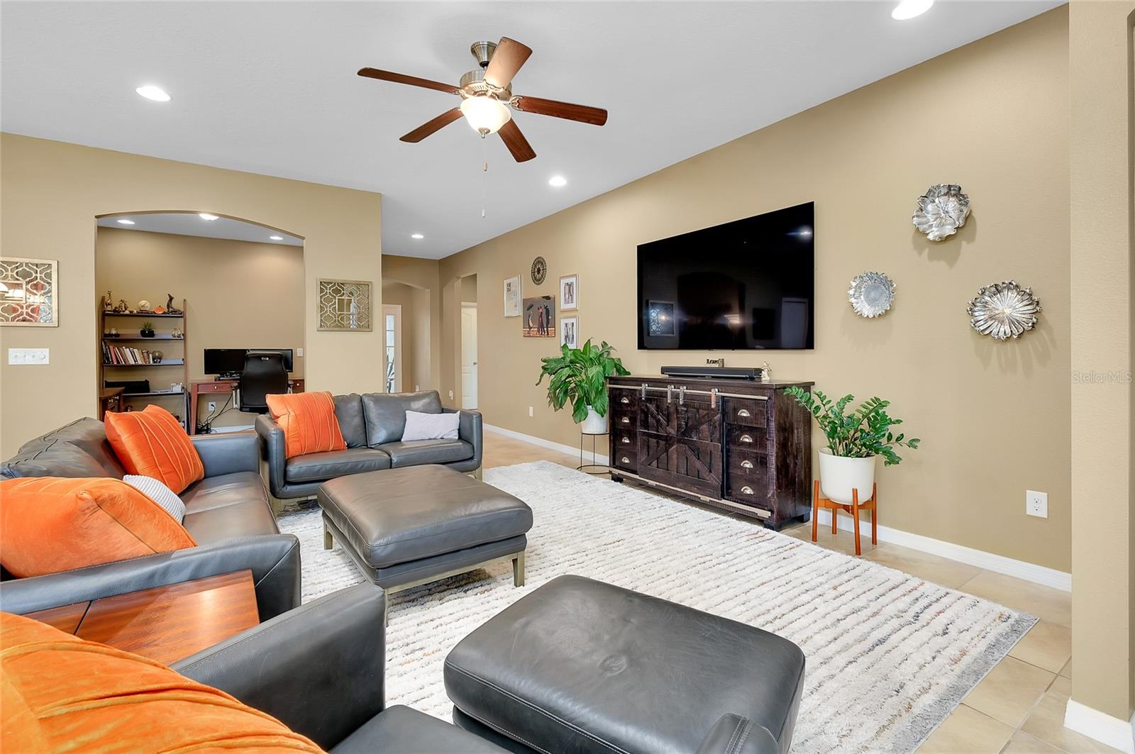 ASHTON POINTE - Residential