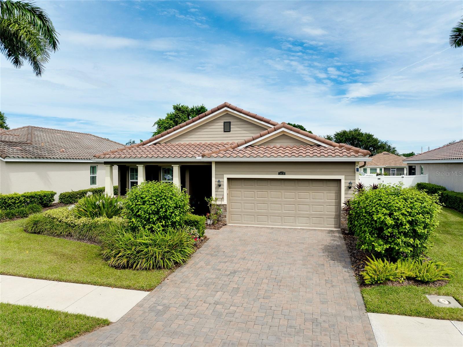 ASHTON POINTE - Residential