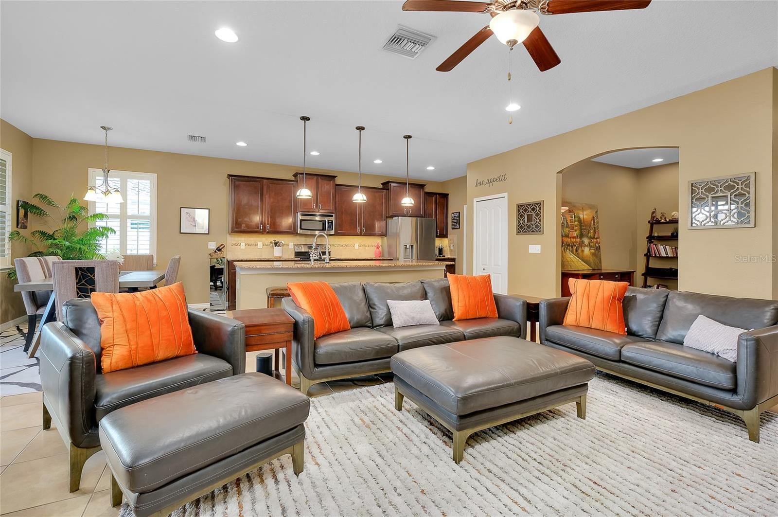 ASHTON POINTE - Residential