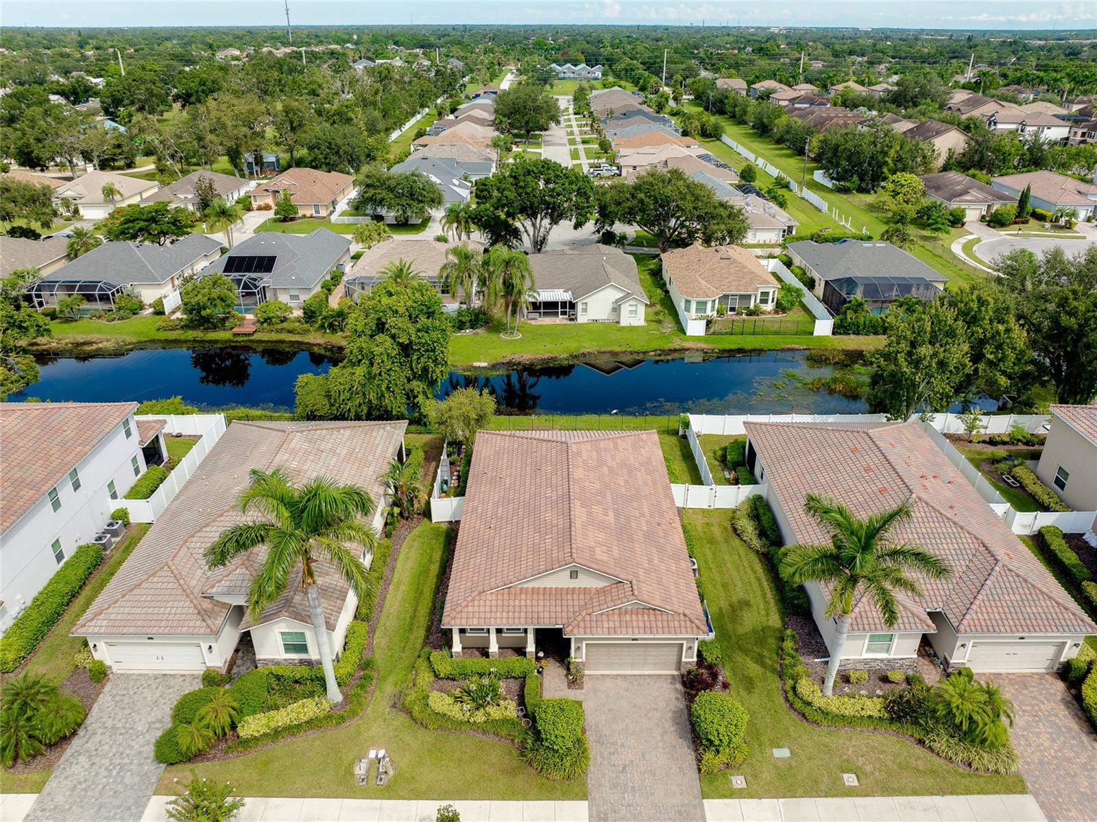ASHTON POINTE - Residential