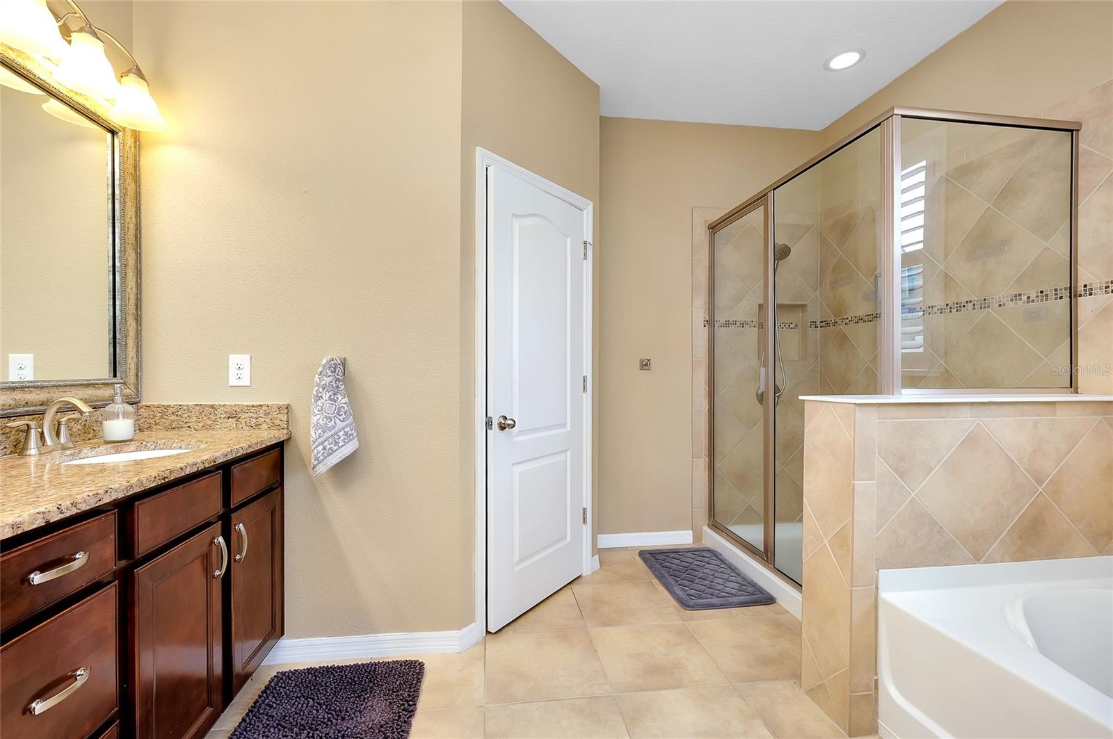 ASHTON POINTE - Residential