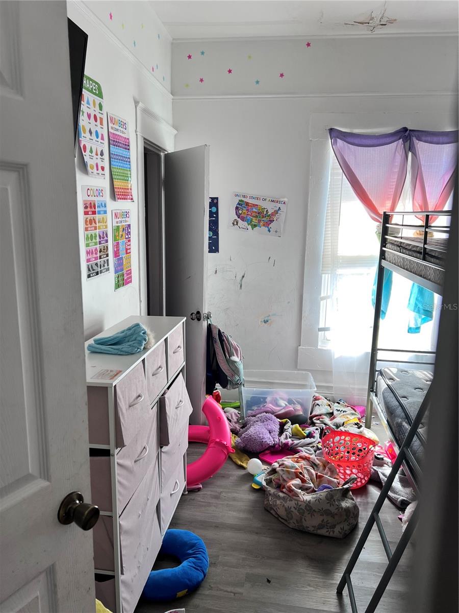 MANN & CREELS - Residential