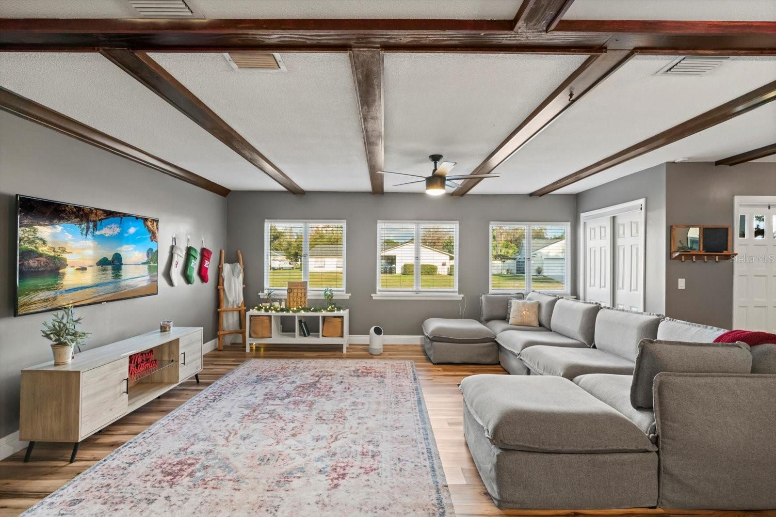 KINGSWOOD MANOR SIXTH ADD - Residential