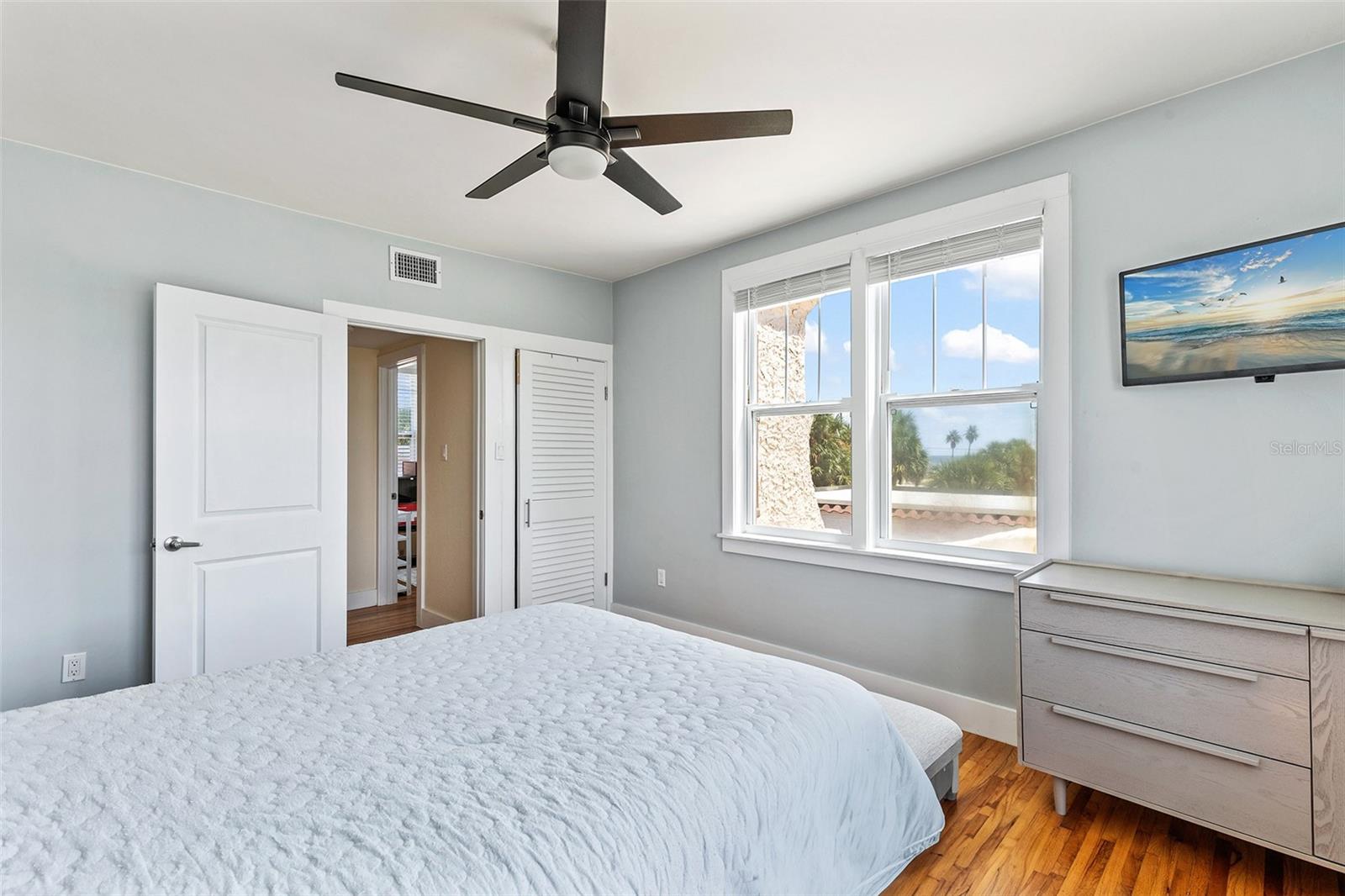 SILVER BEACH PARK - Residential