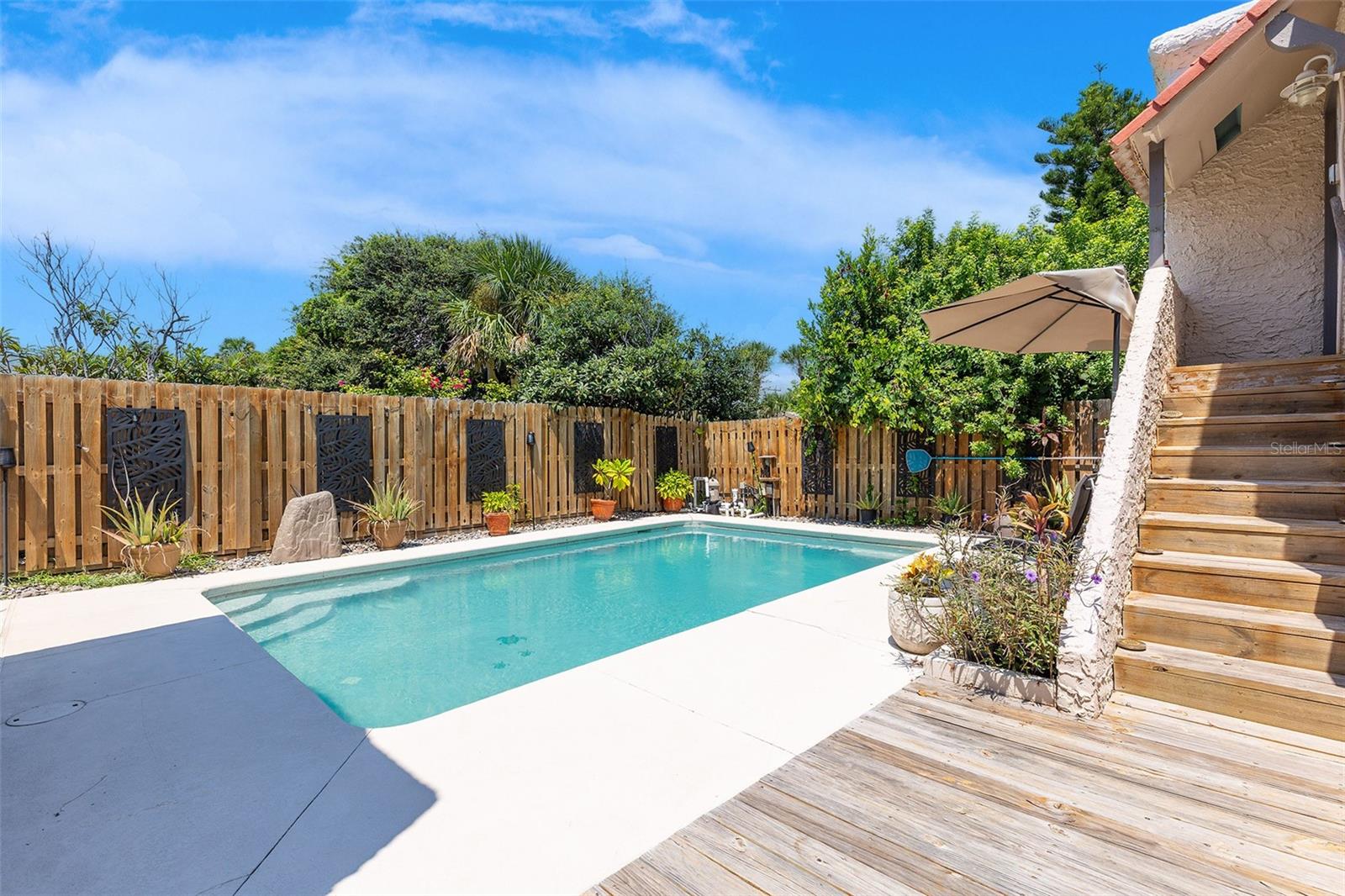 SILVER BEACH PARK - Residential