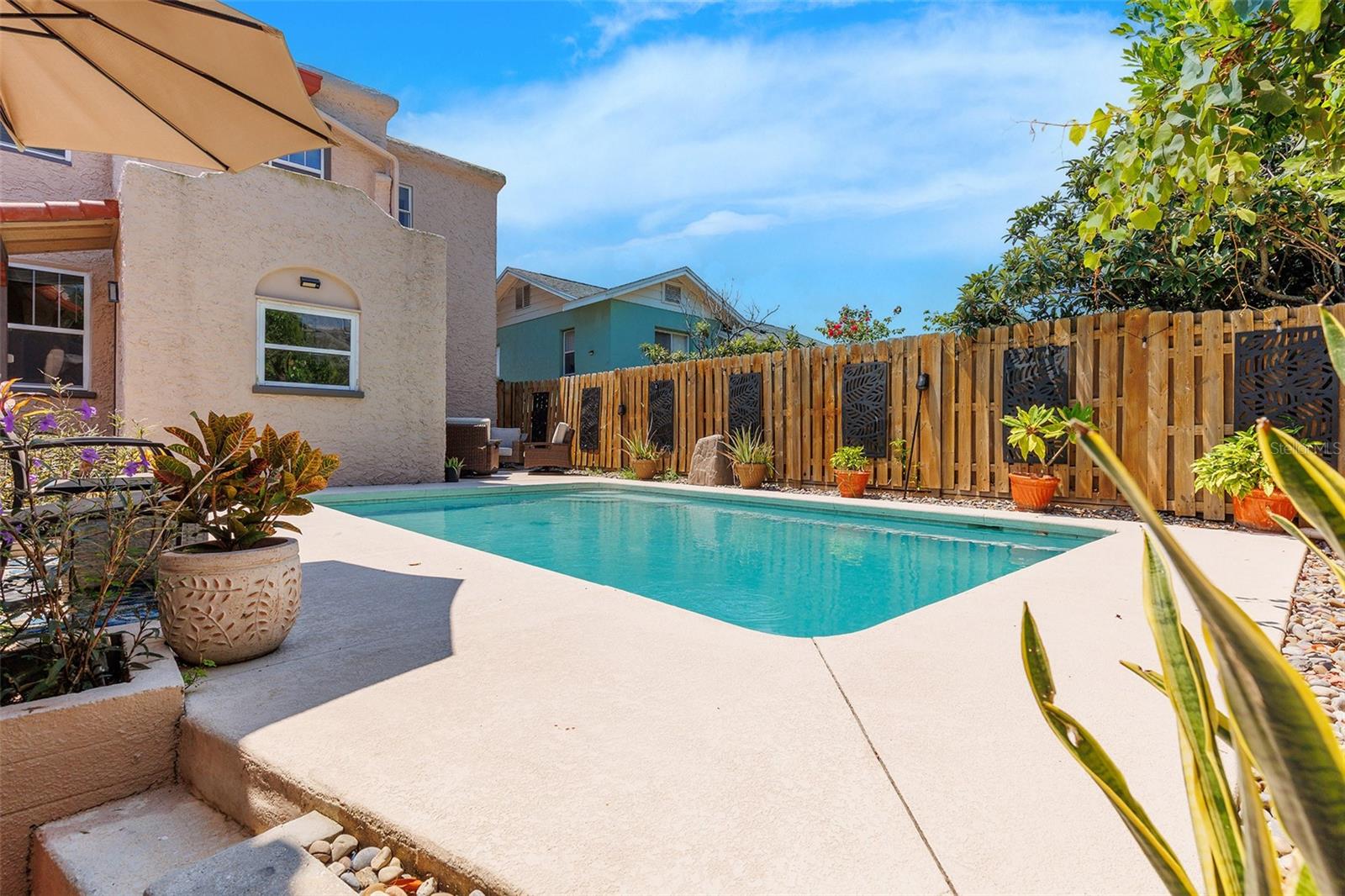 SILVER BEACH PARK - Residential