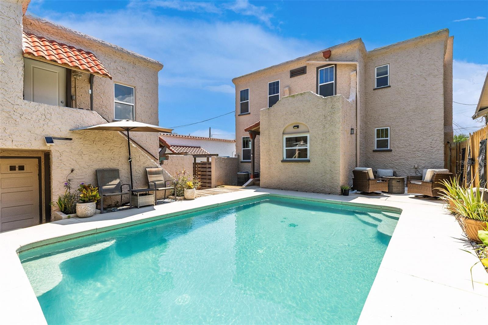 SILVER BEACH PARK - Residential