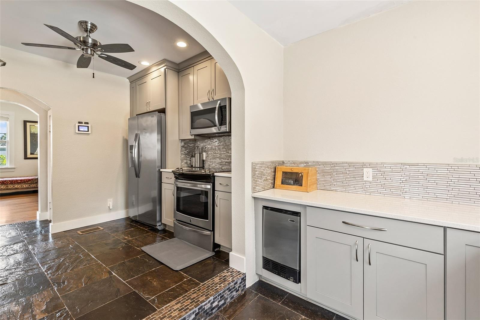 SILVER BEACH PARK - Residential