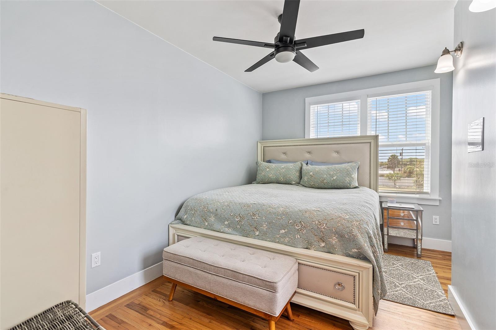 SILVER BEACH PARK - Residential