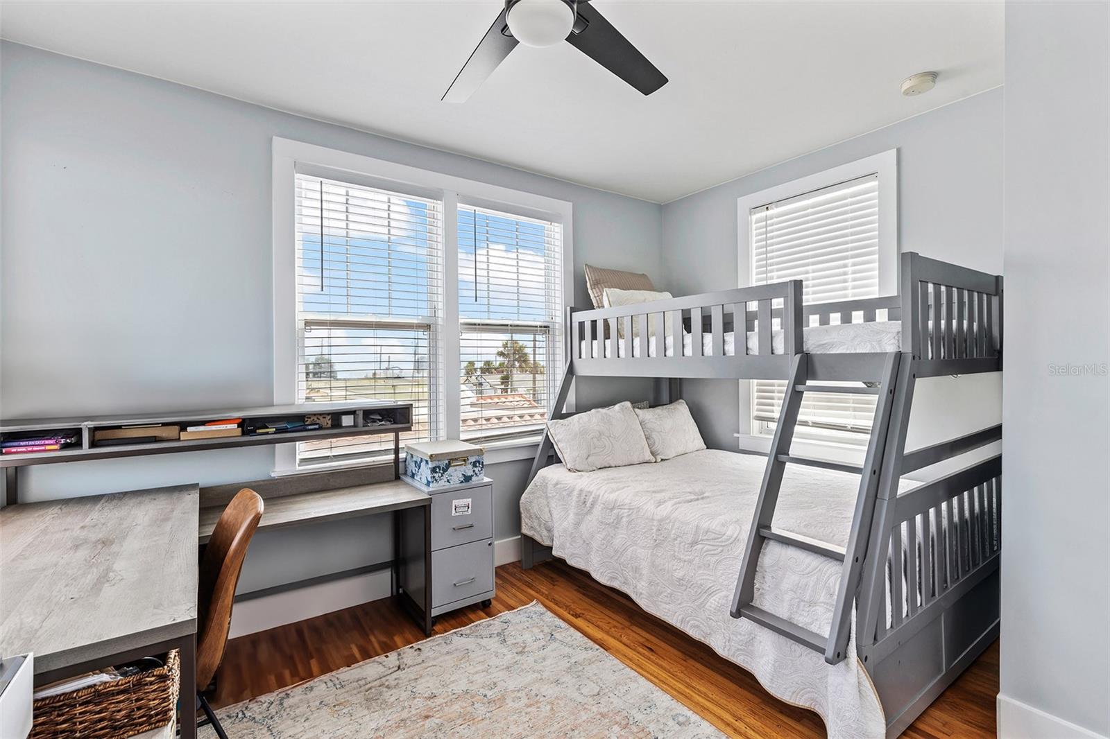 SILVER BEACH PARK - Residential