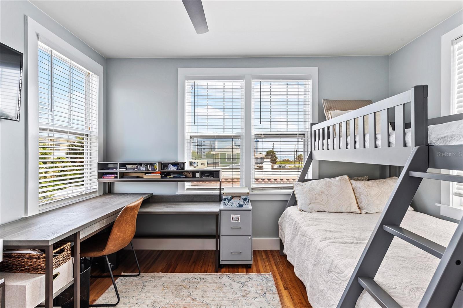 SILVER BEACH PARK - Residential
