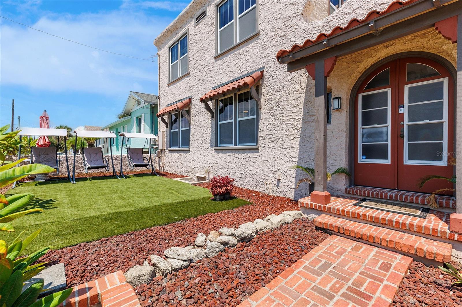 SILVER BEACH PARK - Residential