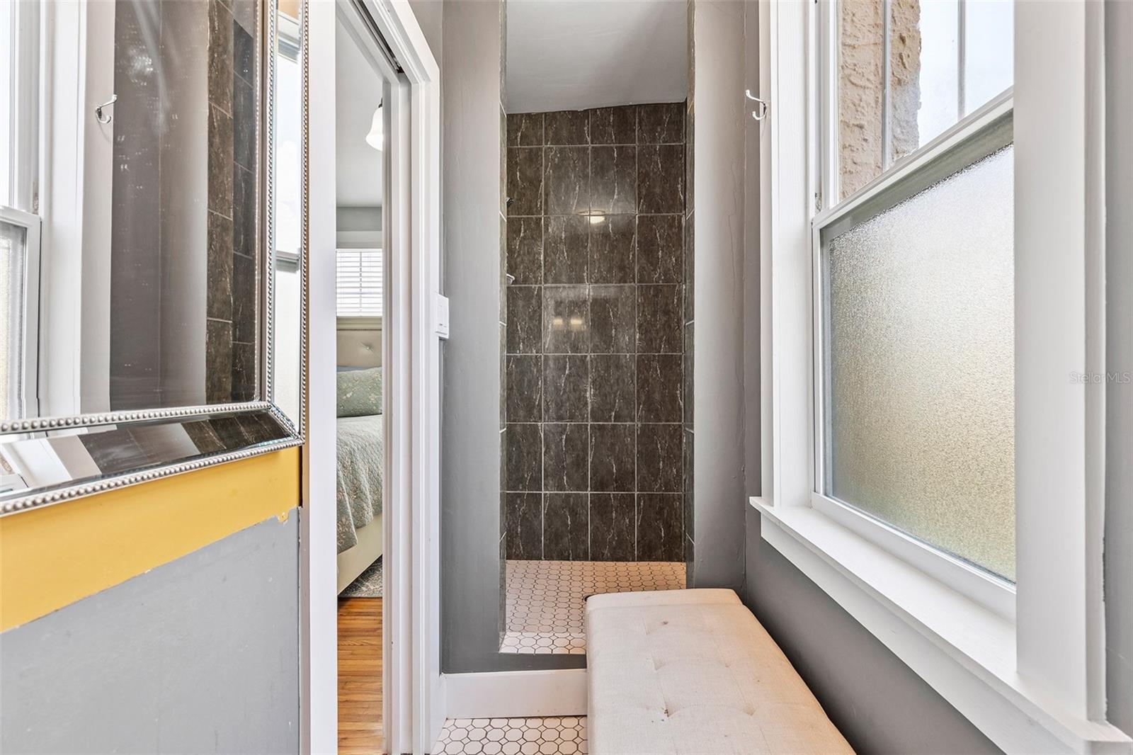 SILVER BEACH PARK - Residential