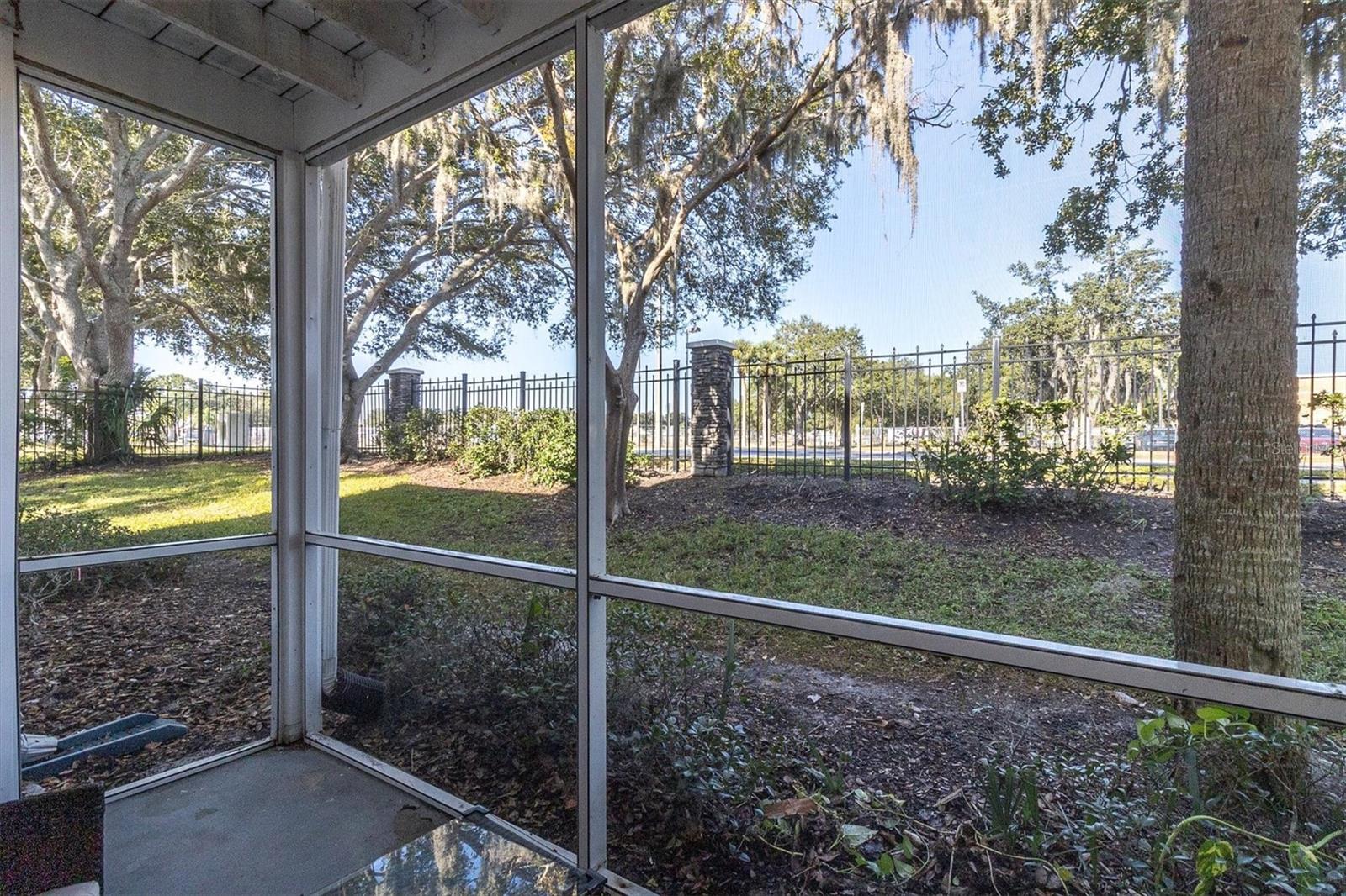 BENTLEY AT COBBS LANDING CONDO THE - Residential