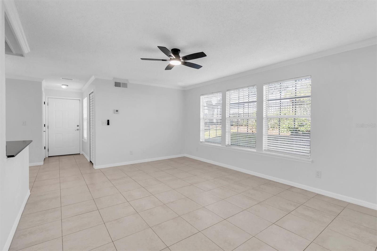 BENTLEY AT COBBS LANDING CONDO THE - Residential