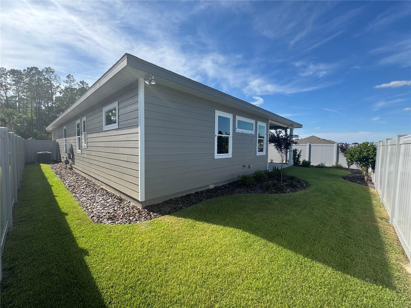 LAUREATE VILLAGE - Residential