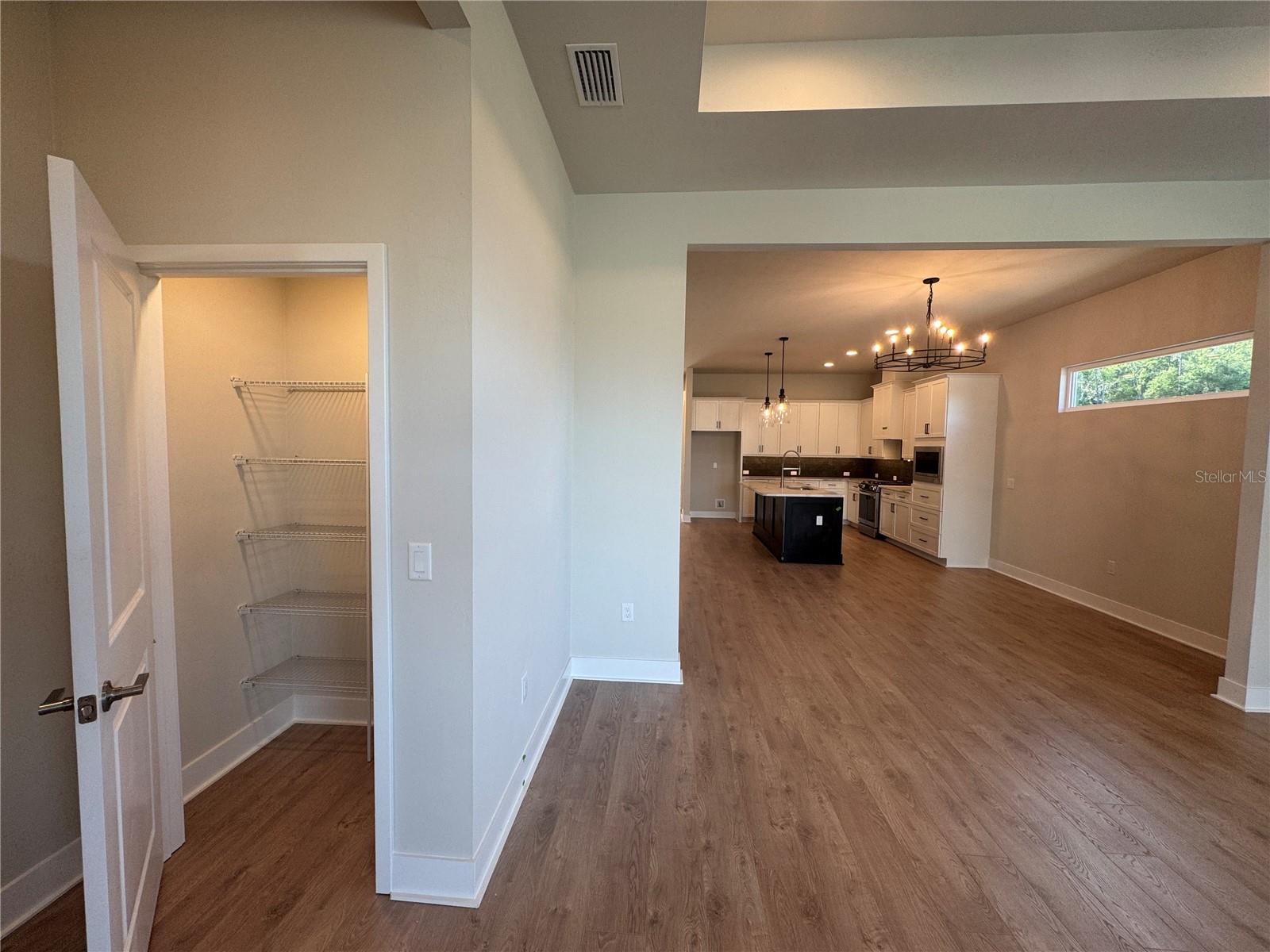 LAUREATE VILLAGE - Residential