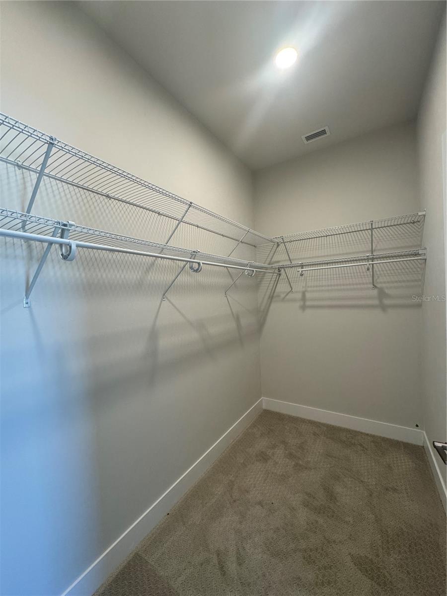 LAUREATE VILLAGE - Residential