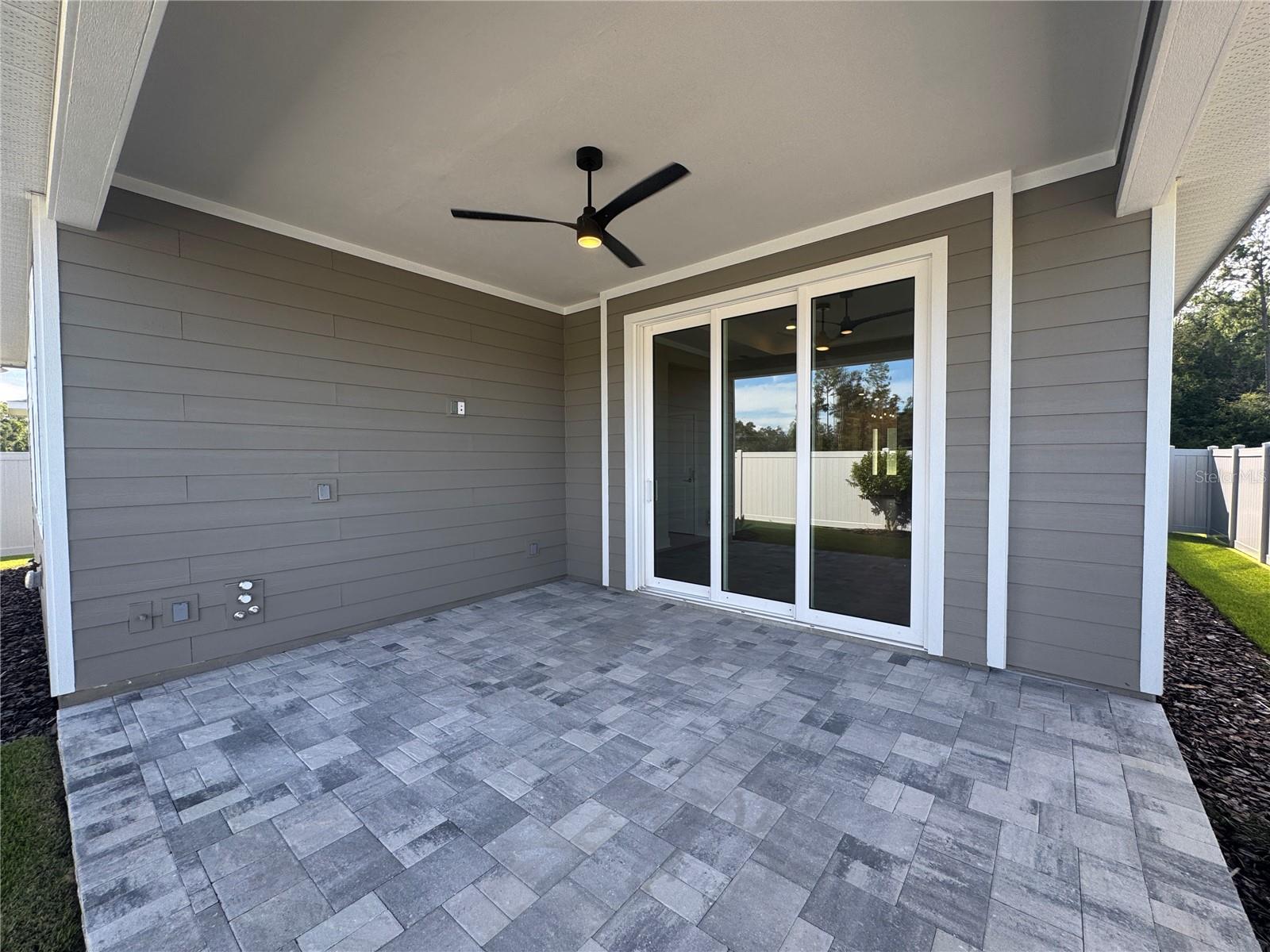 LAUREATE VILLAGE - Residential