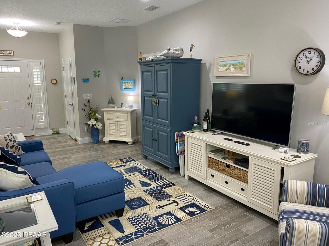 Venetian Bay Ph 1B Un 1 #H - Residential