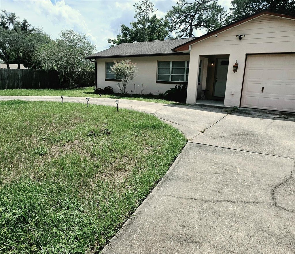 Photo of 153 E Highbanks Road, Debary, FL 32713 (MLS # O6439035)