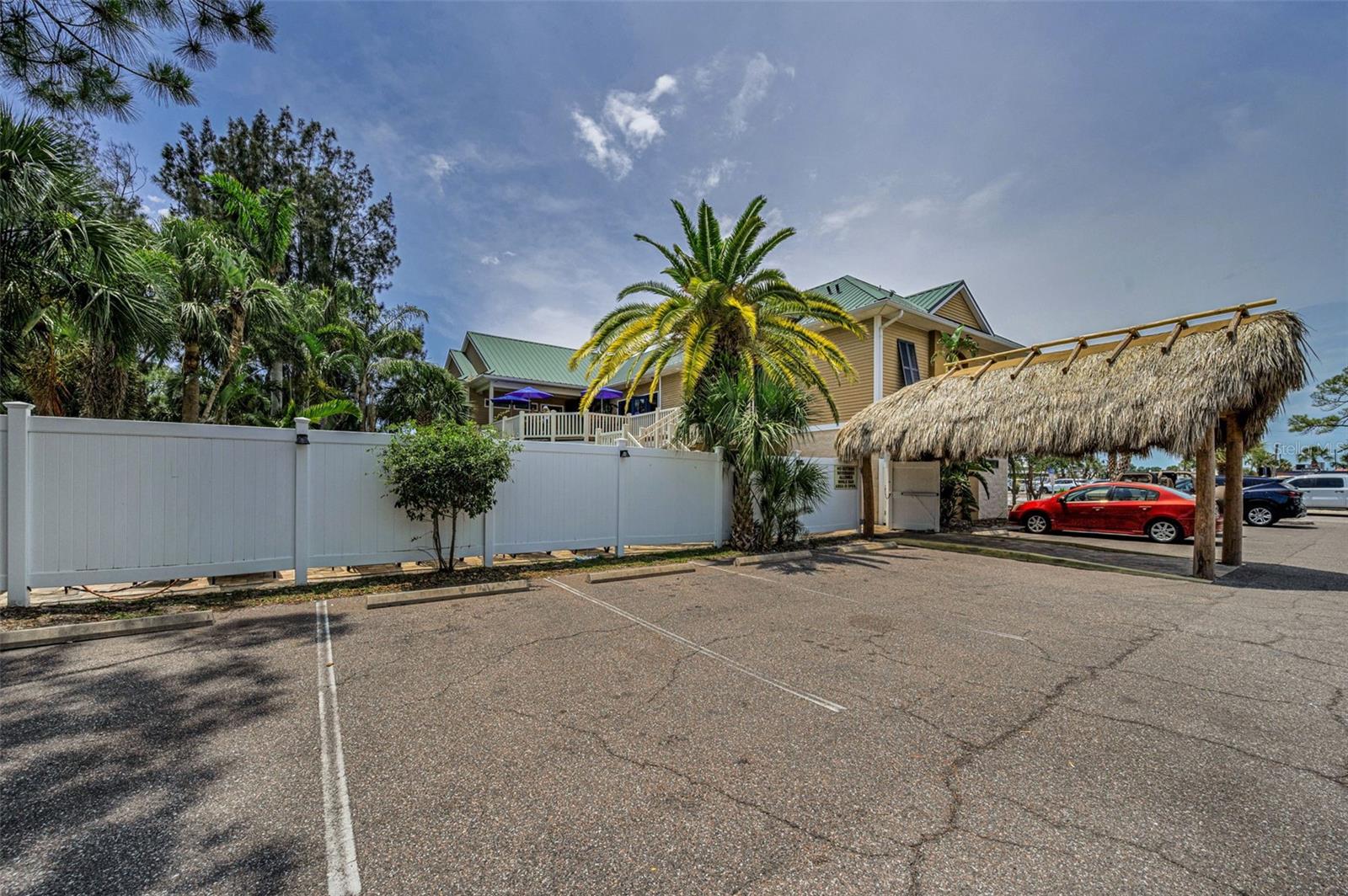 520 HILL STREET