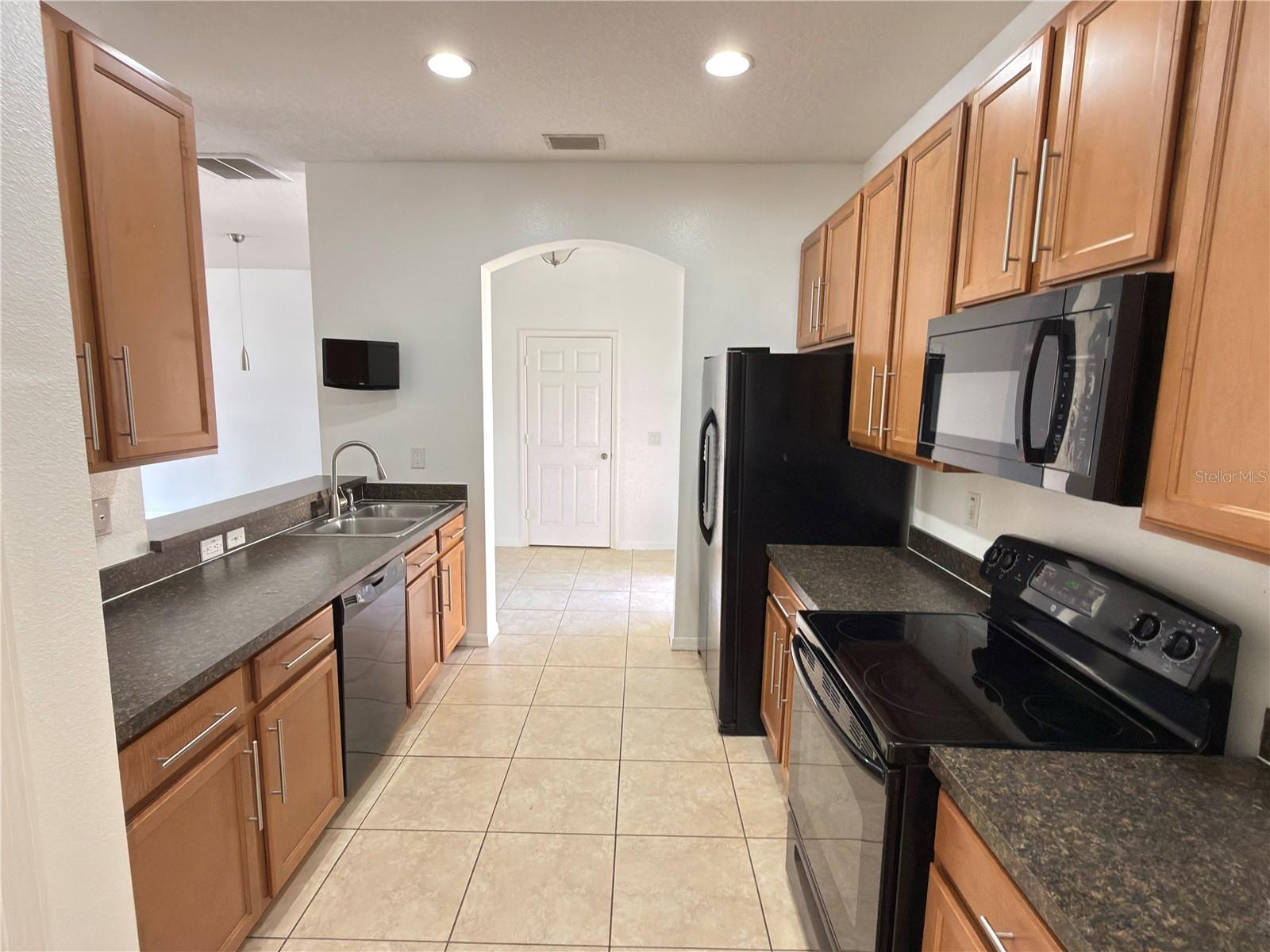 HAMMOCKS - Residential Lease