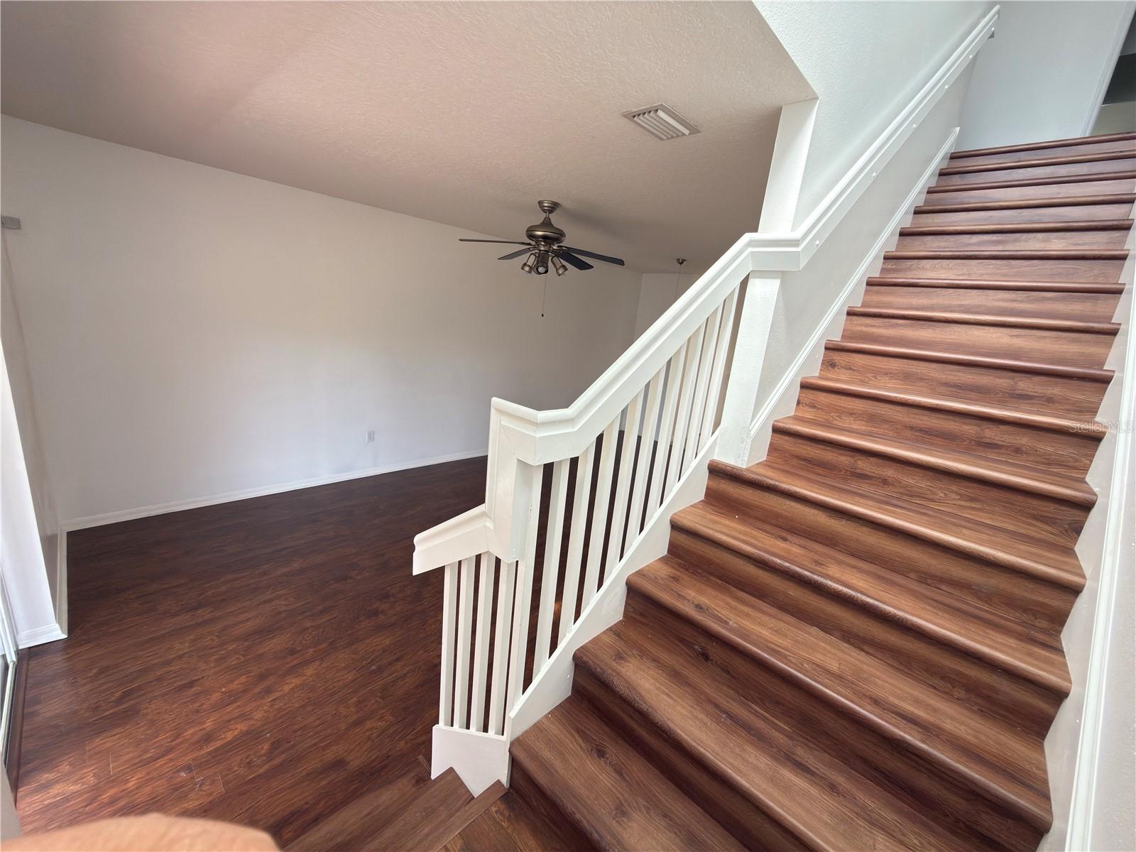 HAMMOCKS - Residential Lease