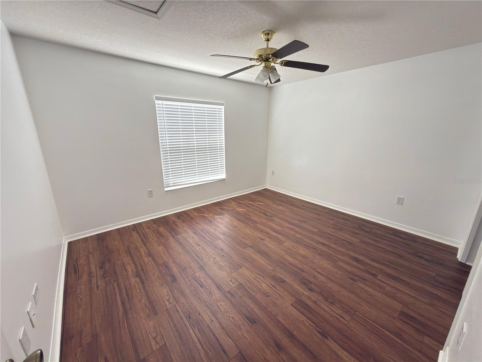 HAMMOCKS - Residential Lease