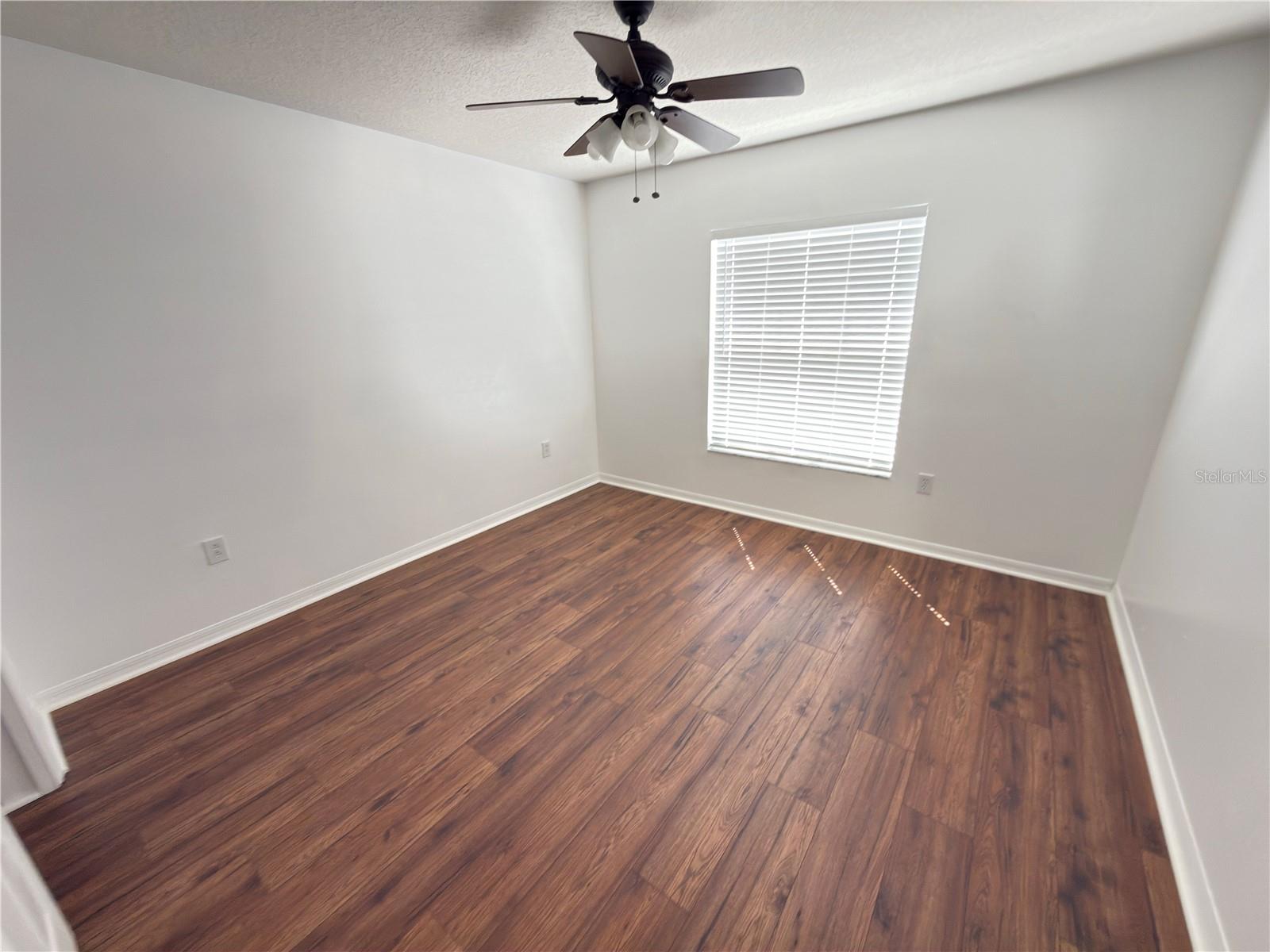 HAMMOCKS - Residential Lease