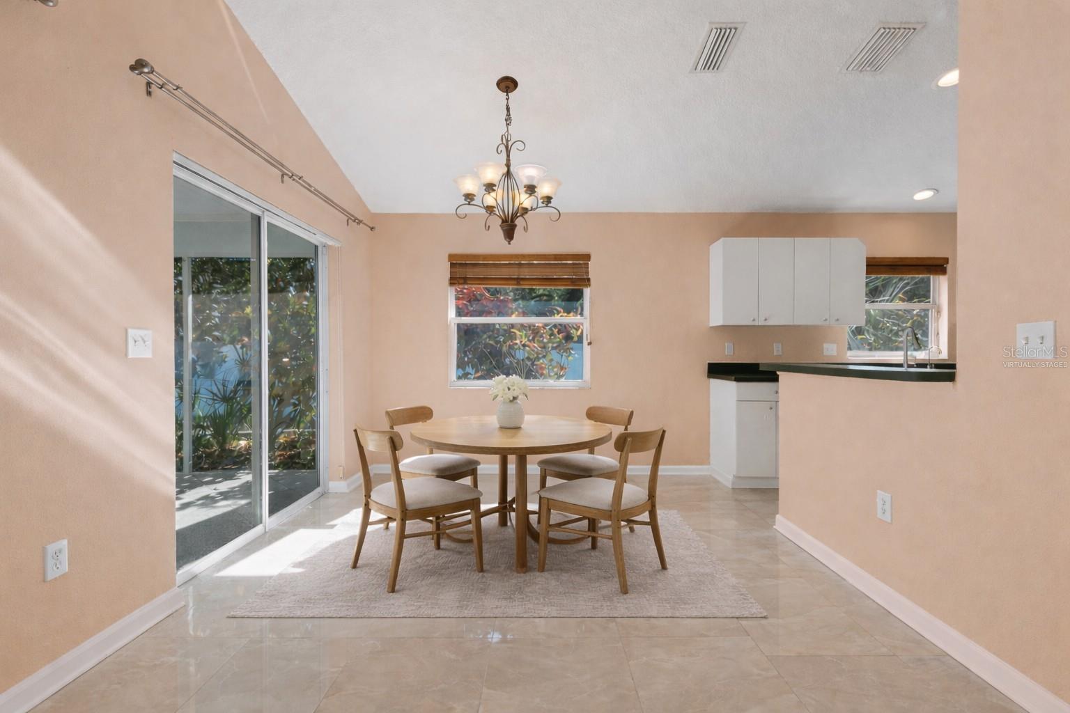 FLORA-VILLA - Residential