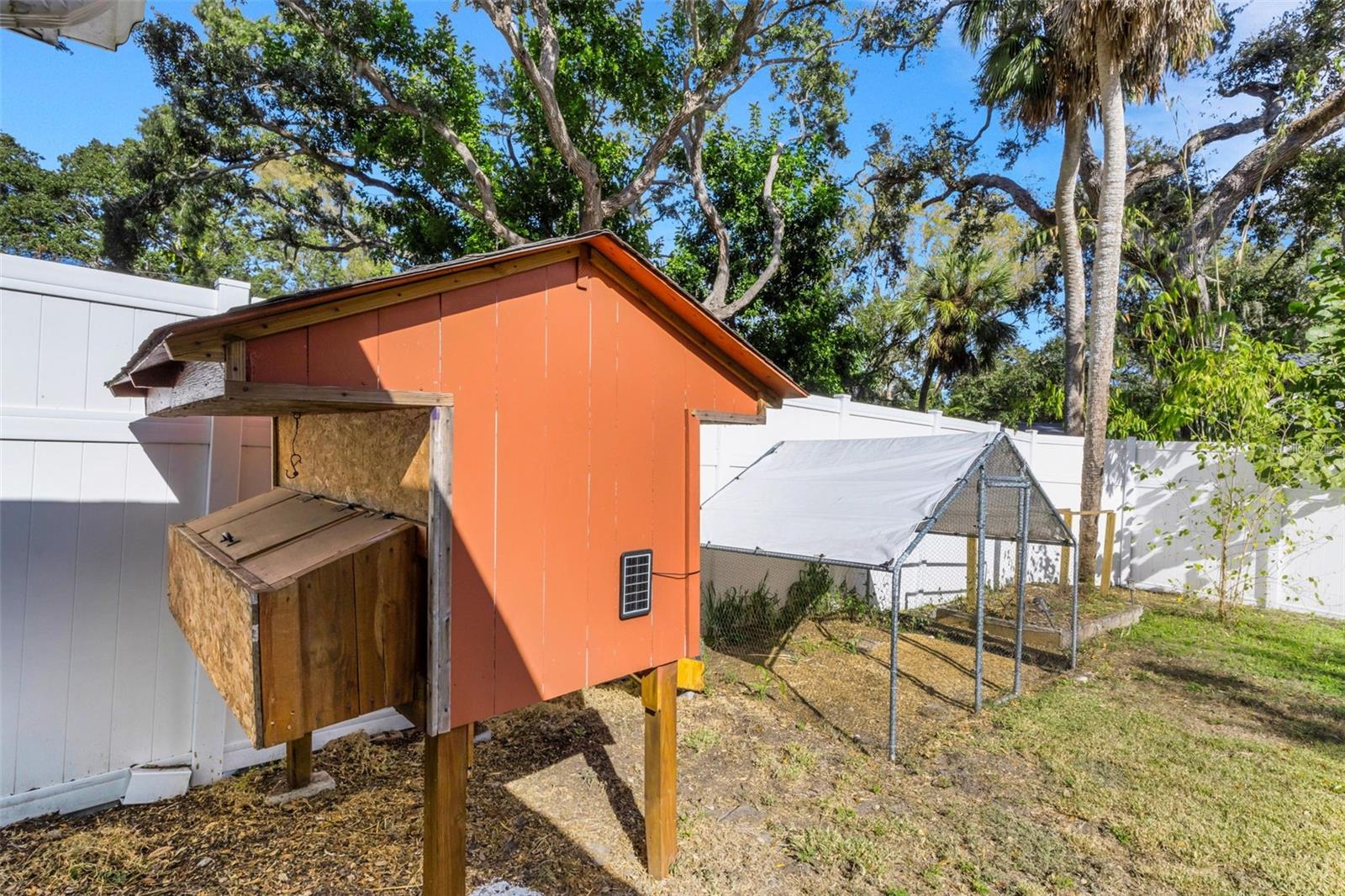 FLORA-VILLA - Residential