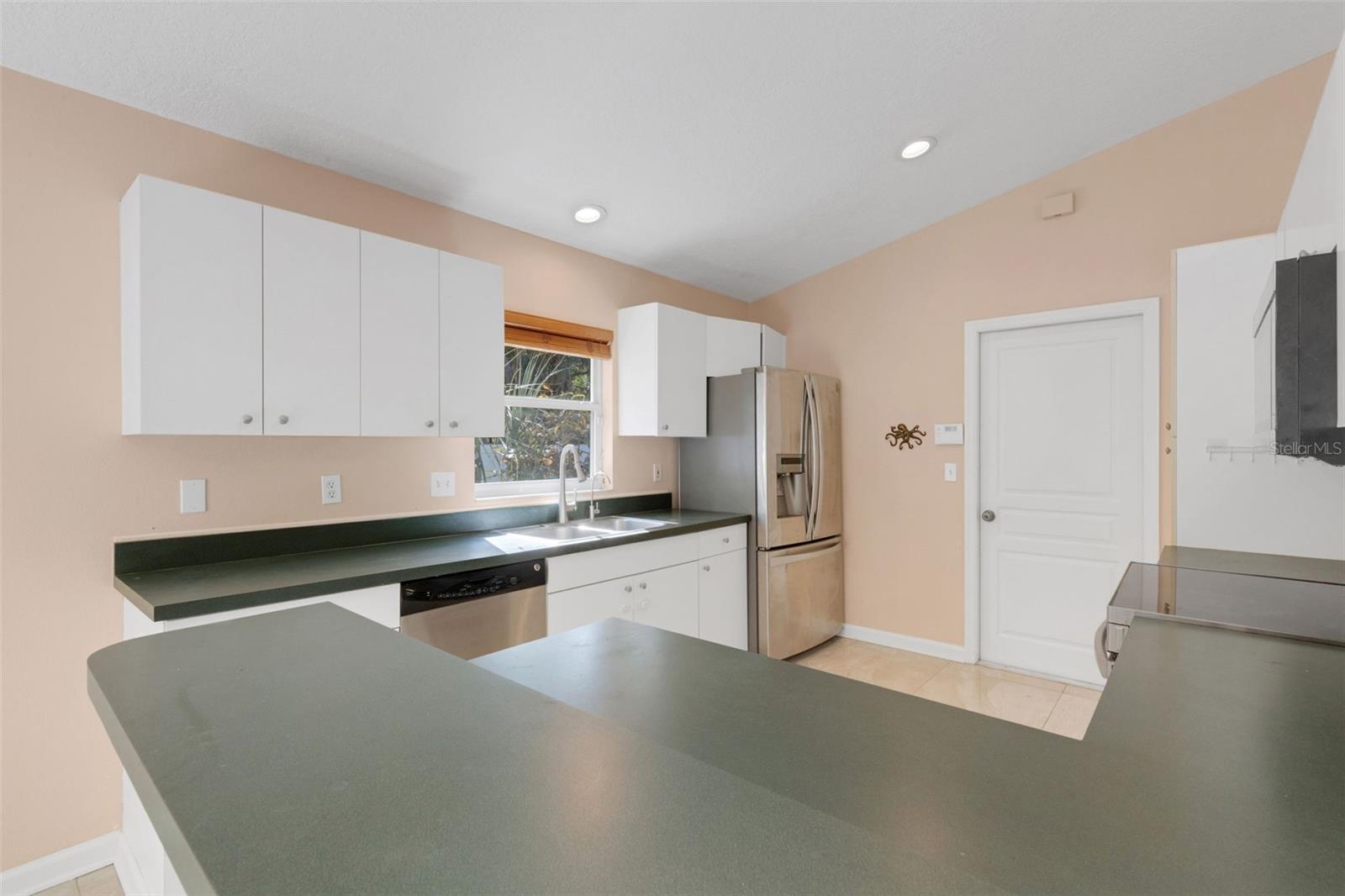 FLORA-VILLA - Residential