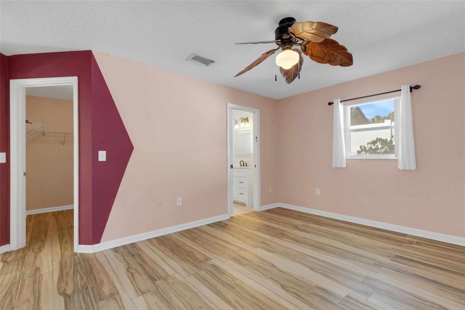 FLORA-VILLA - Residential