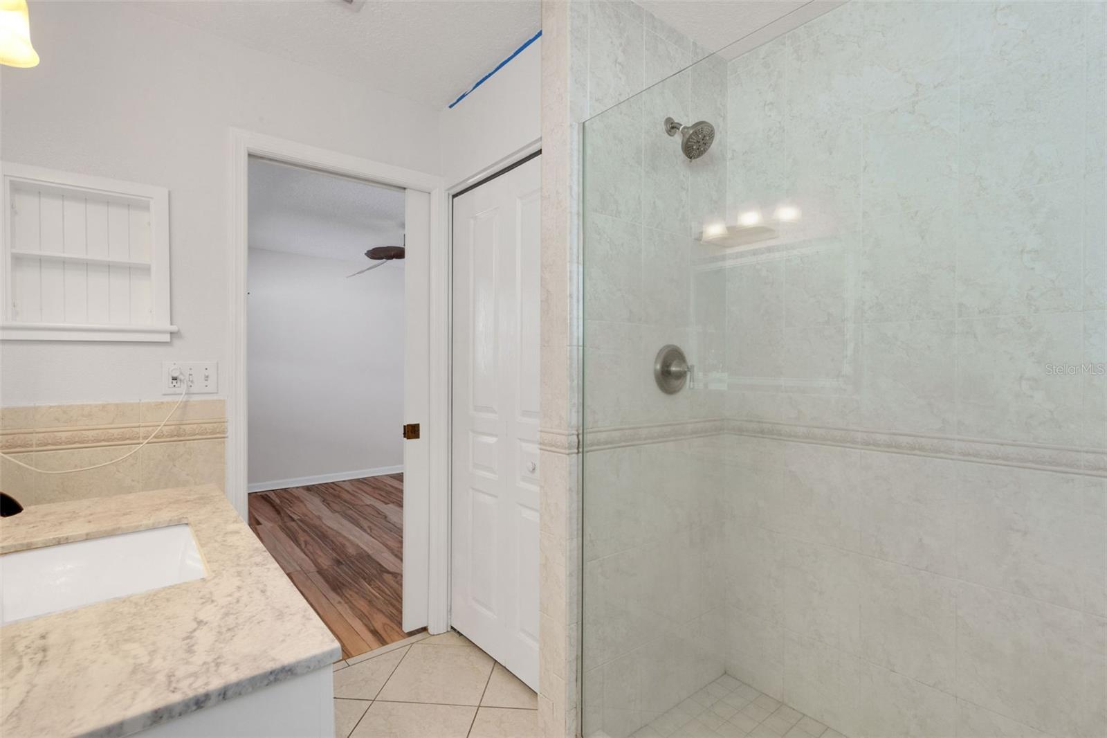 FLORA-VILLA - Residential