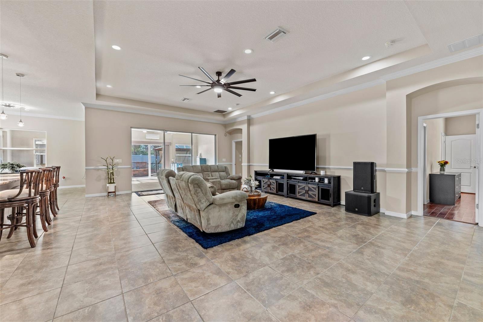 10405 HAMPTON MEADOW WAY